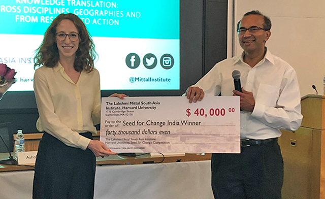 Green Screen founder and Harvard Graduate School of Design student Gina Ciancone, MUP ’19, accepts the $40,000 in seed funding the startup won through the Lakshmi Mittal and Family South Asia Institute’s Seds for Change competition. (Photo provided by Daniel Cusworth)