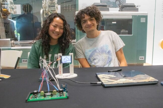 An electronic Etch-A-Sketch game, designed by Genevieve Hill, Devan Taylor and Roaa El-Fishawy