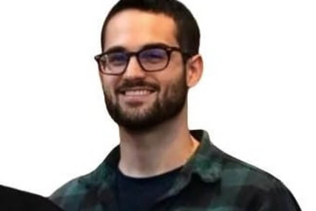 Harvard SEAS student Itai Shapira