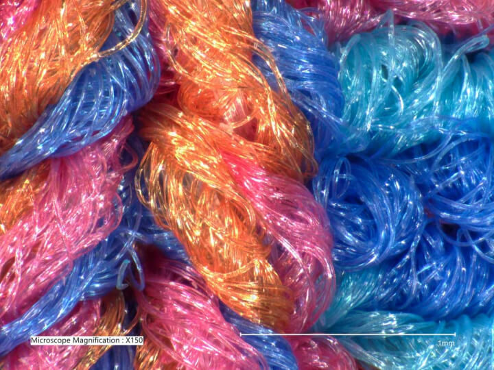 close-up of yarns used in multistable fabrics