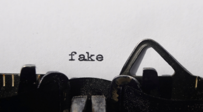 Visual forensics to detect fake text