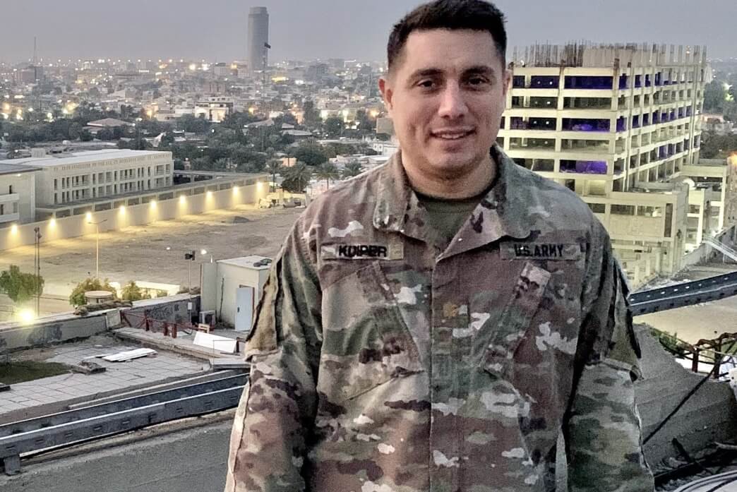 Harvard SEAS alum Patrick Kuiper, M.E. ‘16 in his army combat uniform