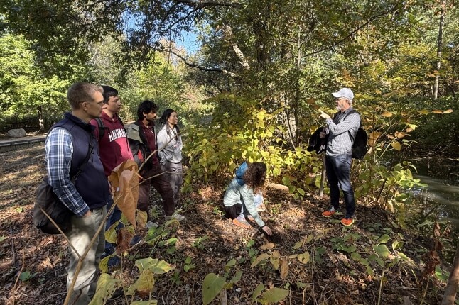 Harvard SEAS students with an instructor at Alewife Brook Reservation