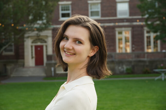 Harvard SEAS alum Daniela Shuman