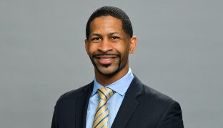 Alumnus Andrew Berry