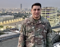 Harvard SEAS alum Patrick Kuiper, M.E. ‘16 in his army combat uniform